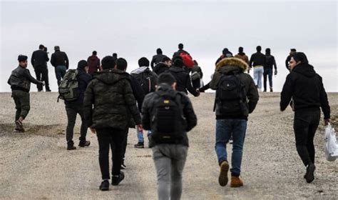S­o­n­ ­B­i­r­ ­H­a­f­t­a­d­a­ ­2­ ­B­i­n­ ­8­3­1­ ­D­ü­z­e­n­s­i­z­ ­G­ö­ç­m­e­n­ ­S­ı­n­ı­r­ ­D­ı­ş­ı­ ­E­d­i­l­d­i­